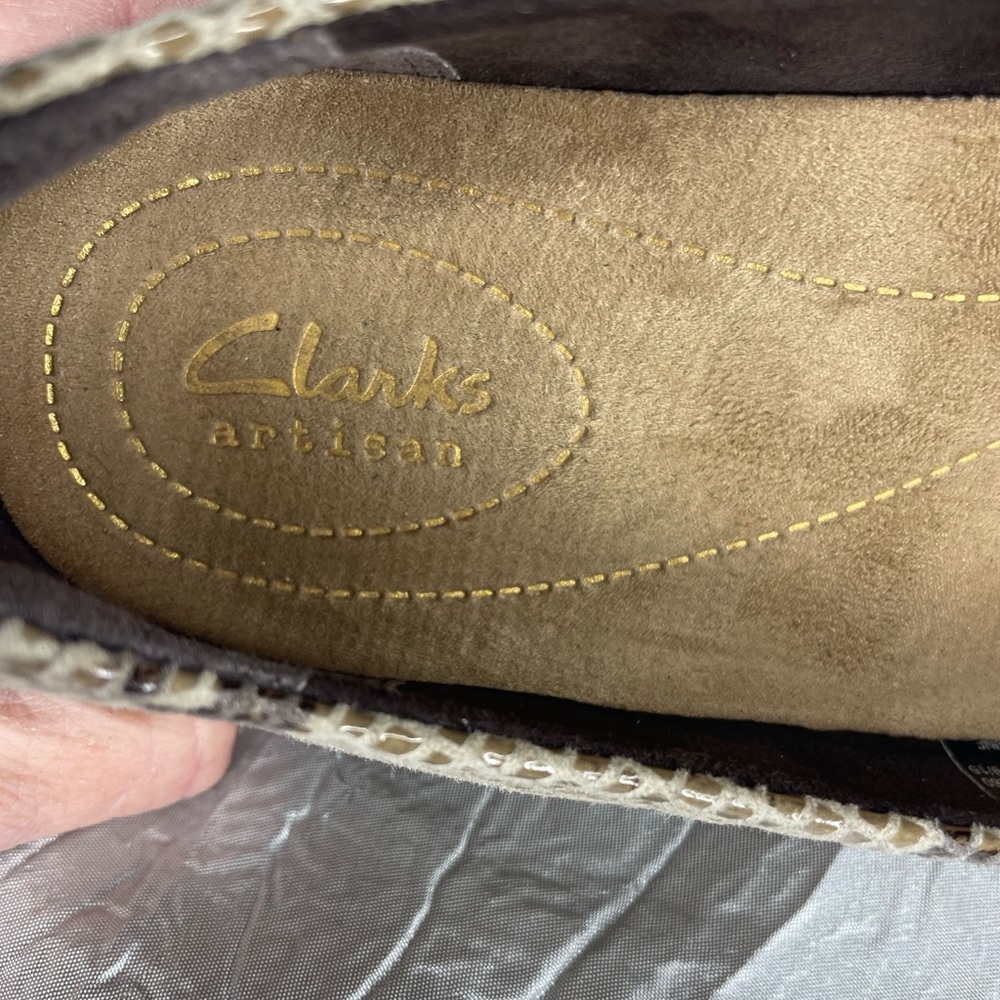 Clarks Artisan Gray Leather Slip On, Ballet Flats - image 7